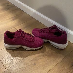 Nike true berry Air Max